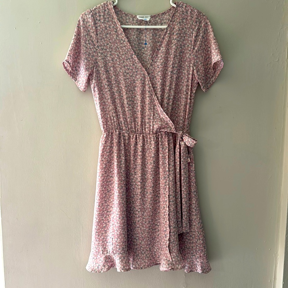 Sienna Sky Floral Midi Dress Size Medium